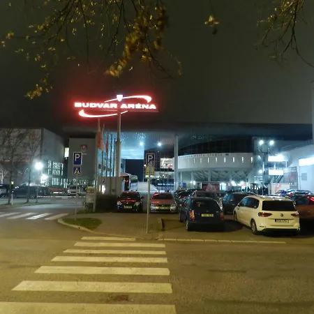 Romanticky Apartman U Veze Zelezna Panna *